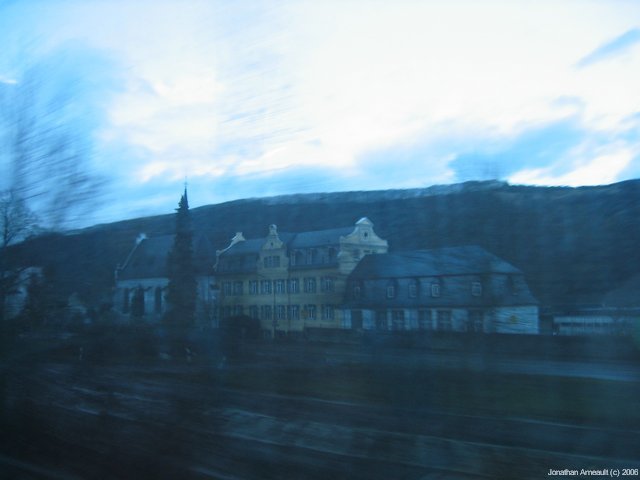 Image 190 of 195  -  31 kB