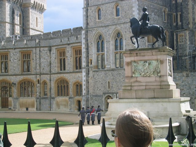 Image 18 of 53  -  77 kB