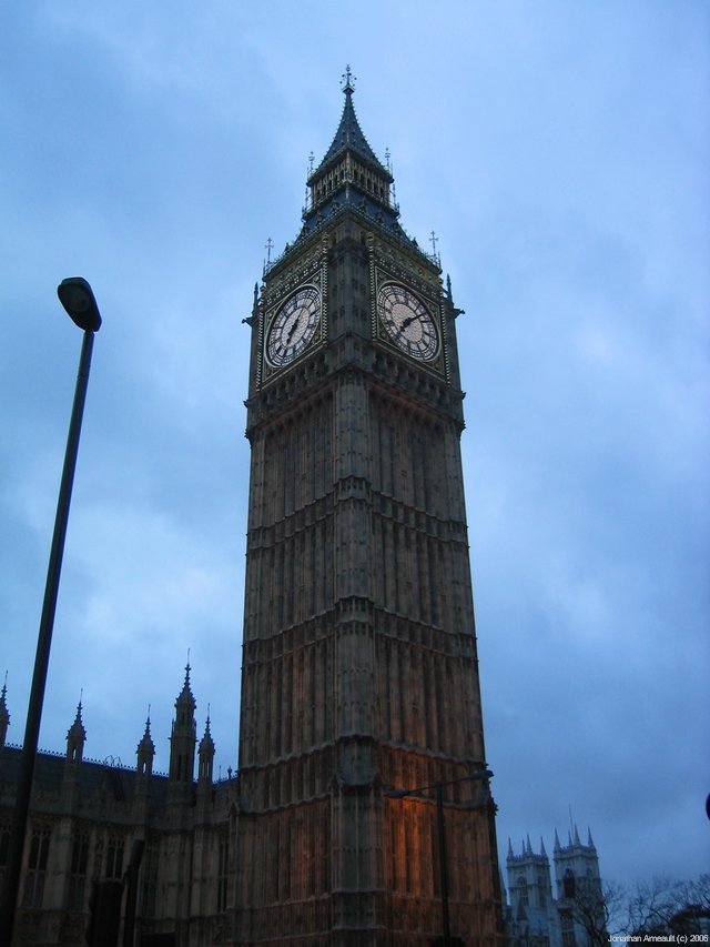 Image 34 of 72  -  65 kB
