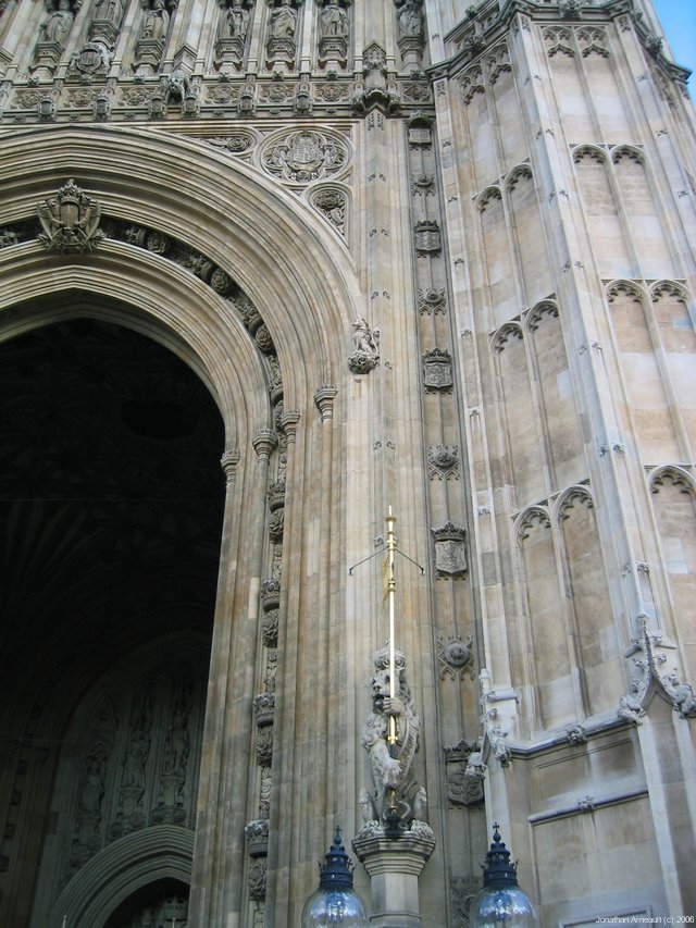 Image 173 of 186  -  128 kB