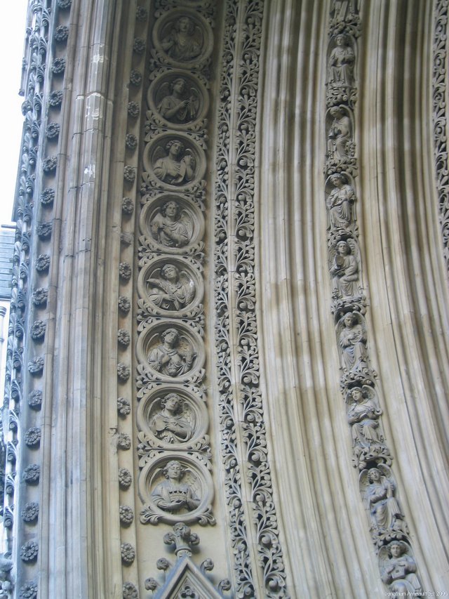 Image 178 of 186  -  130 kB