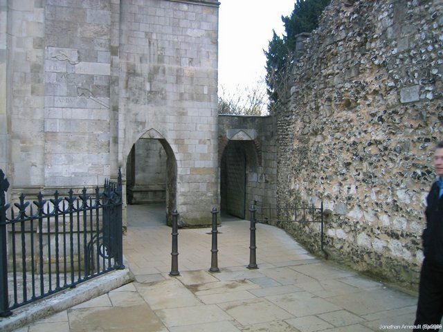 Image 5 of 19  -  75 kB