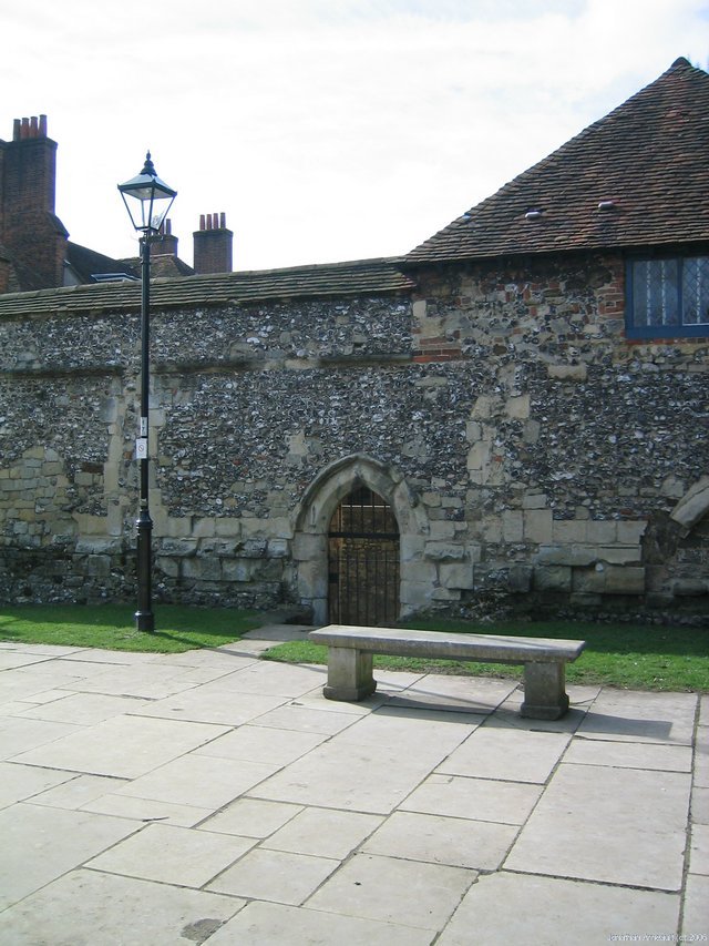 Image 19 of 287  -  116 kB