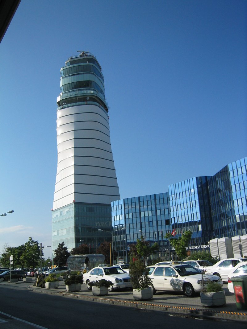 Image 1 of 10  -  128 kB