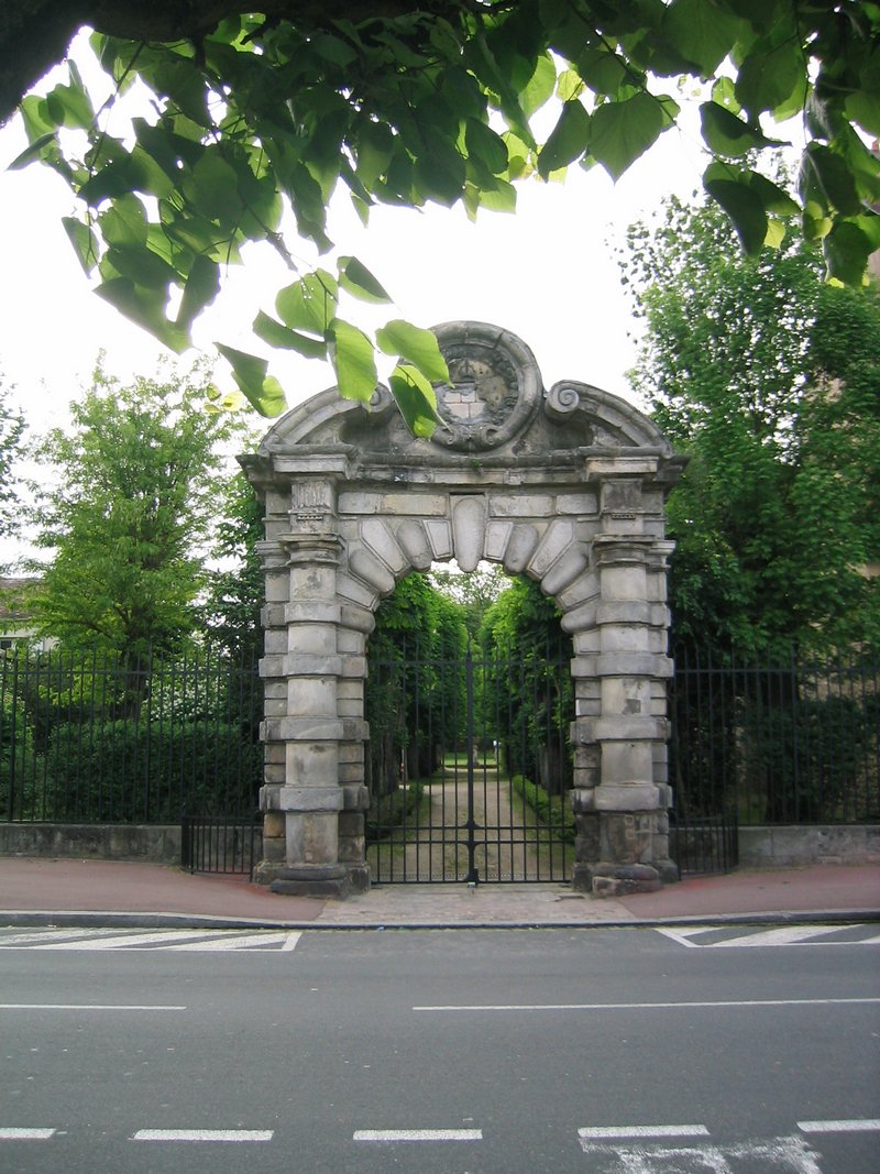 Image 13 of 16  -  193 kB