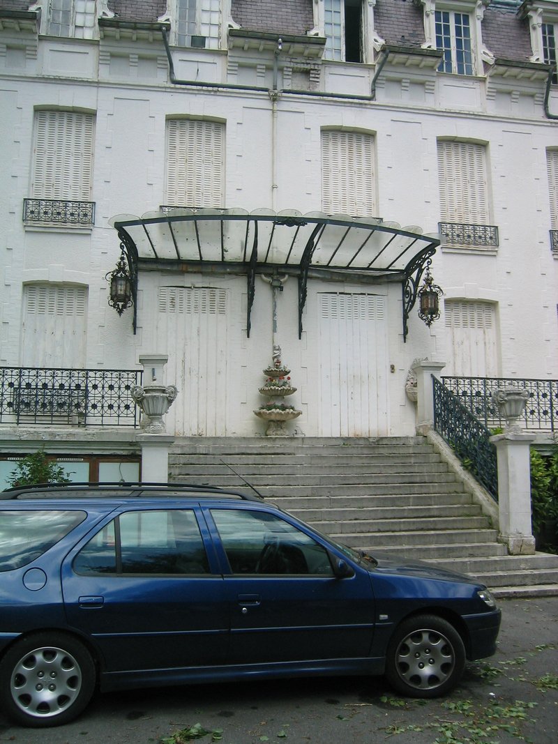 Image 19 of 33  -  188 kB