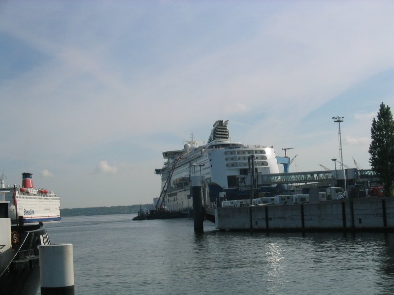 Image 53 of 55  -  64 kB