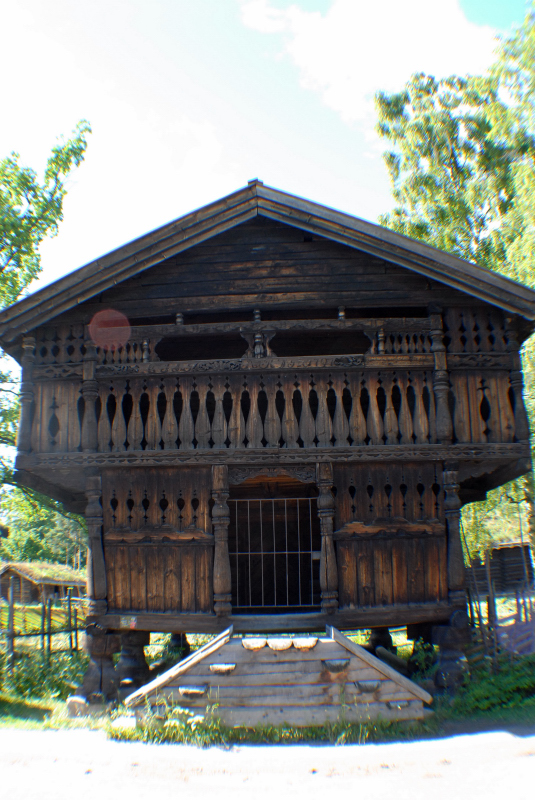 Image 21 of 93  -  408 kB