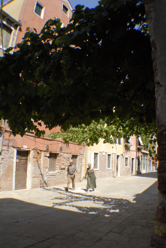 Image 53 of 197  -  380 kB