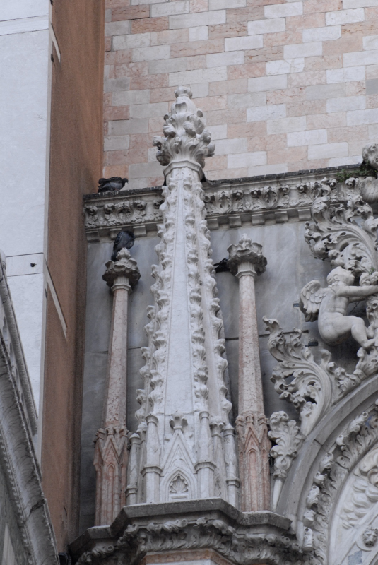 Image 157 of 197  -  318 kB